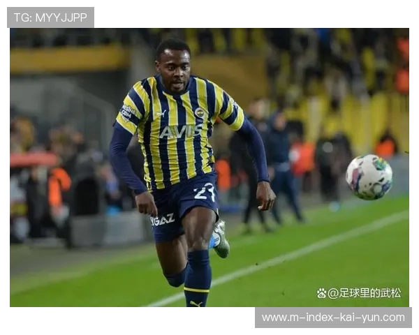 诺丁汉森林定位球防守存漏洞 被费内巴切利用点球得分 诺丁汉森林定位球防守存漏洞 被费内巴切利用点球得分